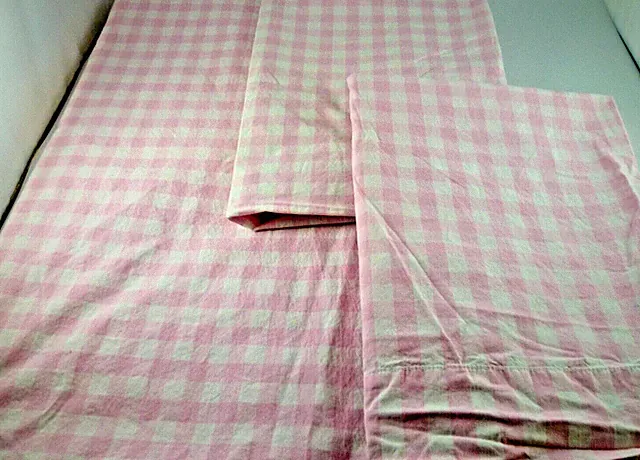 3 Pcs POTTERY BARN KIDS TWIN Gingham Pink Check 1 Flat Sheet & 2 Pillowcases