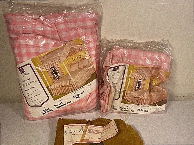 Vintage 70s Sears Louisa Mae Pink Gingham Ruffled Bedspread & 2 Pillow Shams New